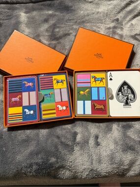 Hermès Set of 2 playing cards*2